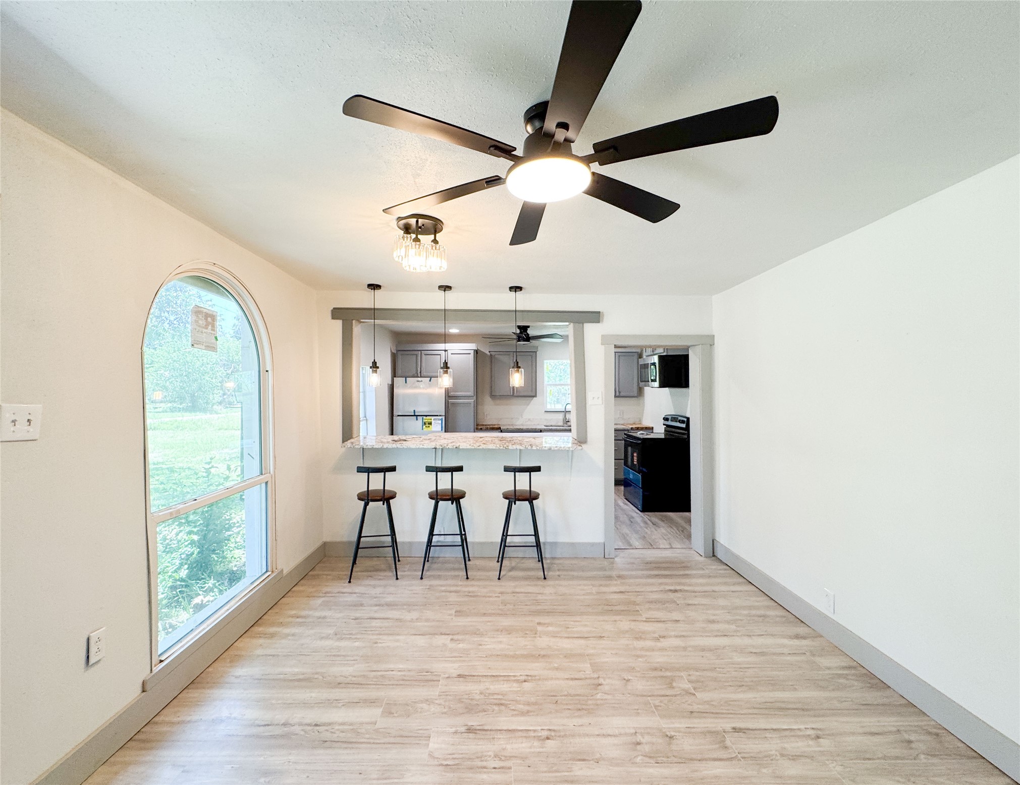 1402 Avenue A Cisco TX 76437