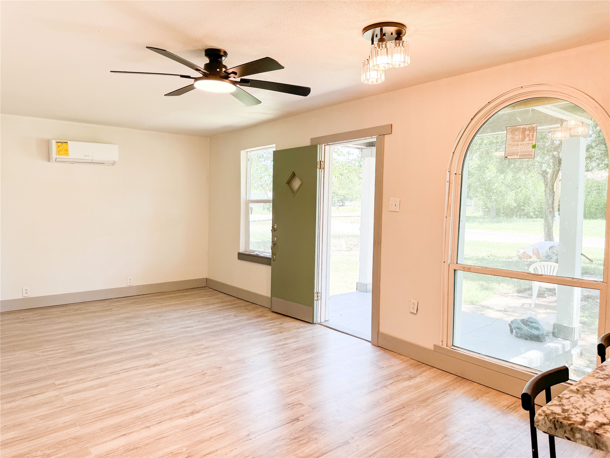 1402 Avenue A Cisco TX 76437