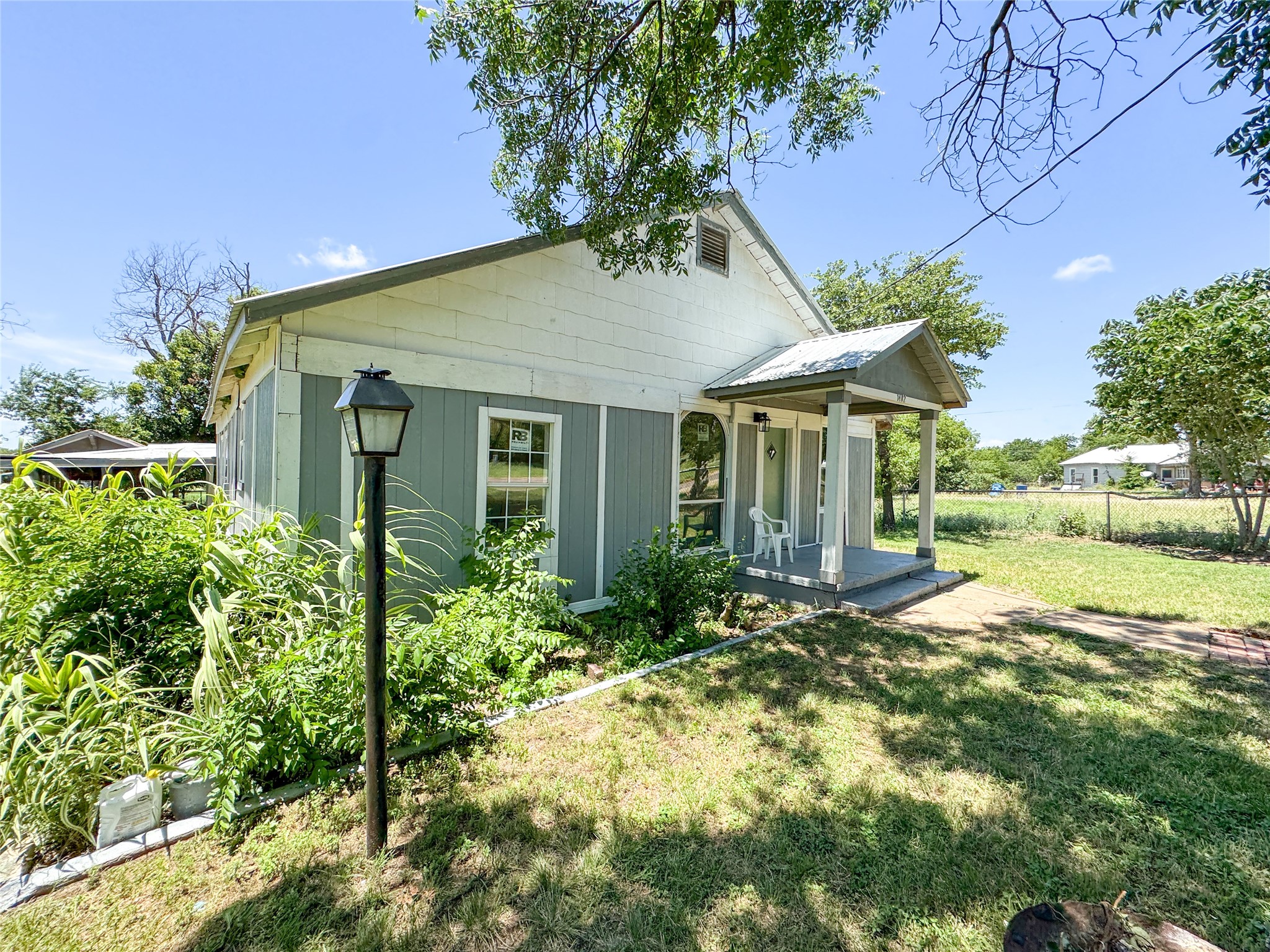 1402 Avenue A Cisco TX 76437