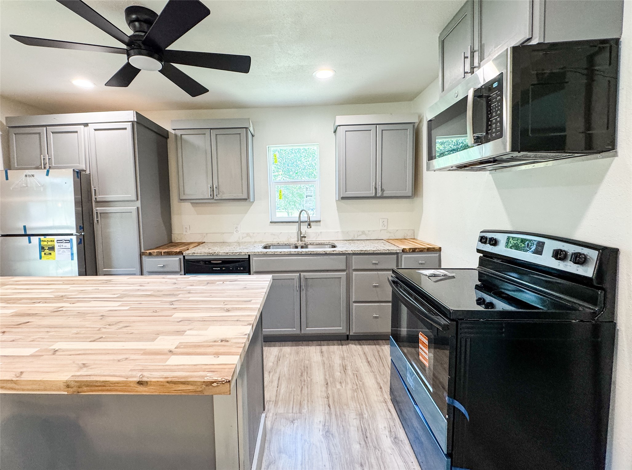 1402 Avenue A Cisco TX 76437