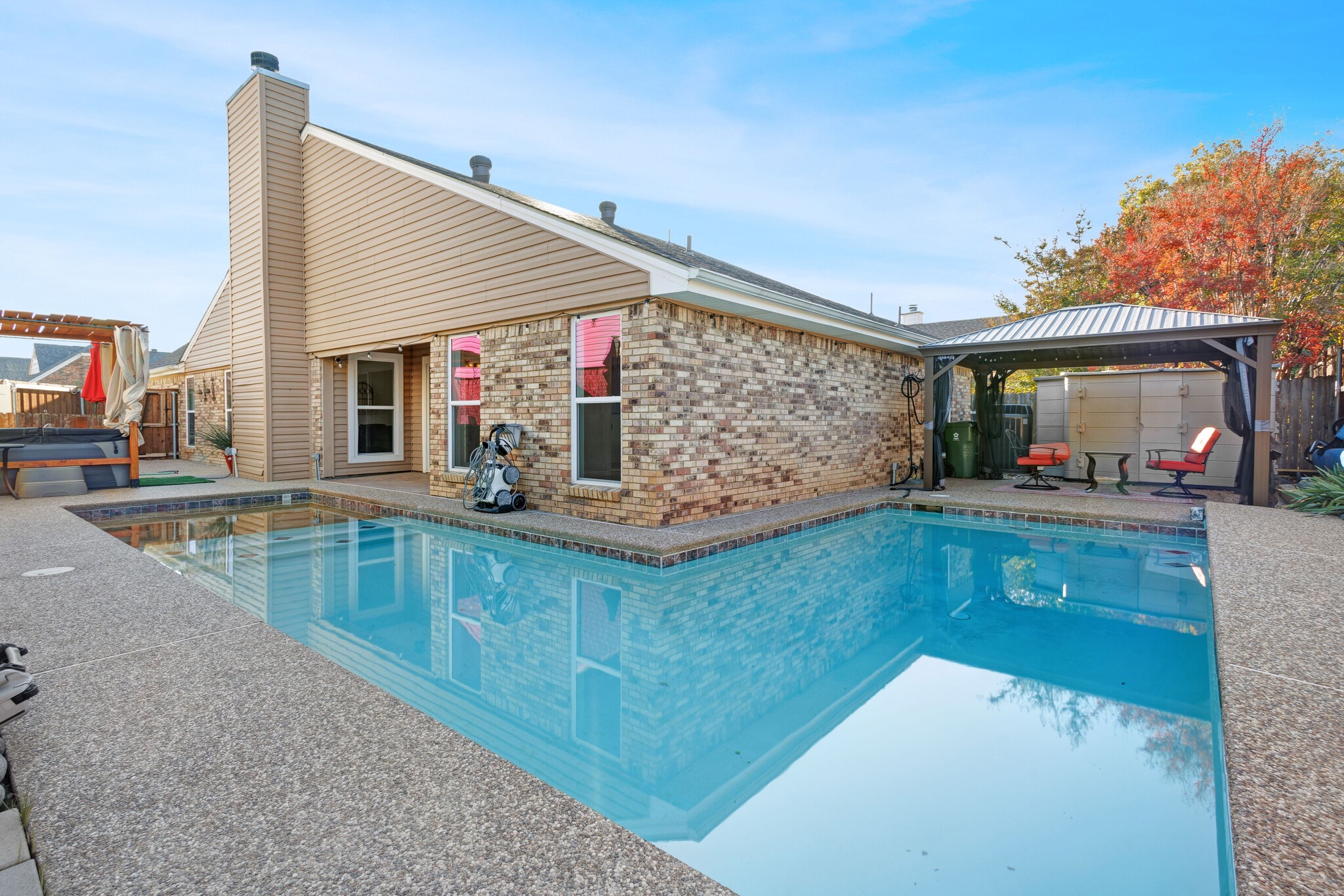 1417 Autumn Chase Square Bedford TX 76022