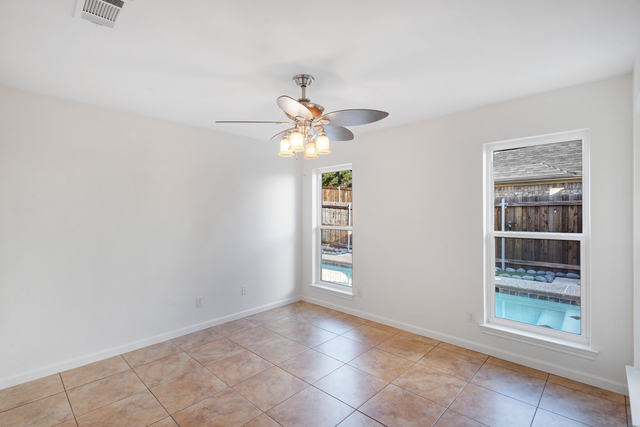 1417 Autumn Chase Square Bedford TX 76022