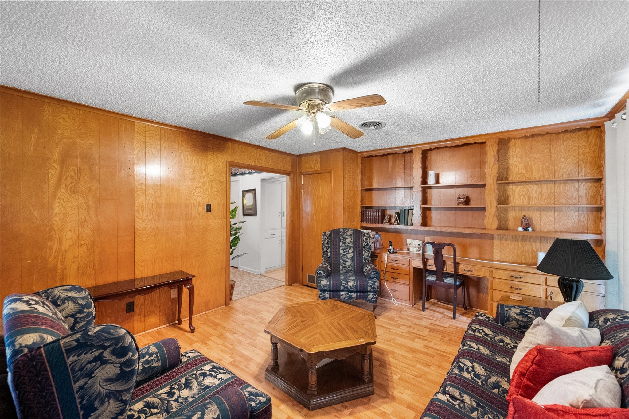 2266 Myrtlewood Drive Dallas TX 75232
