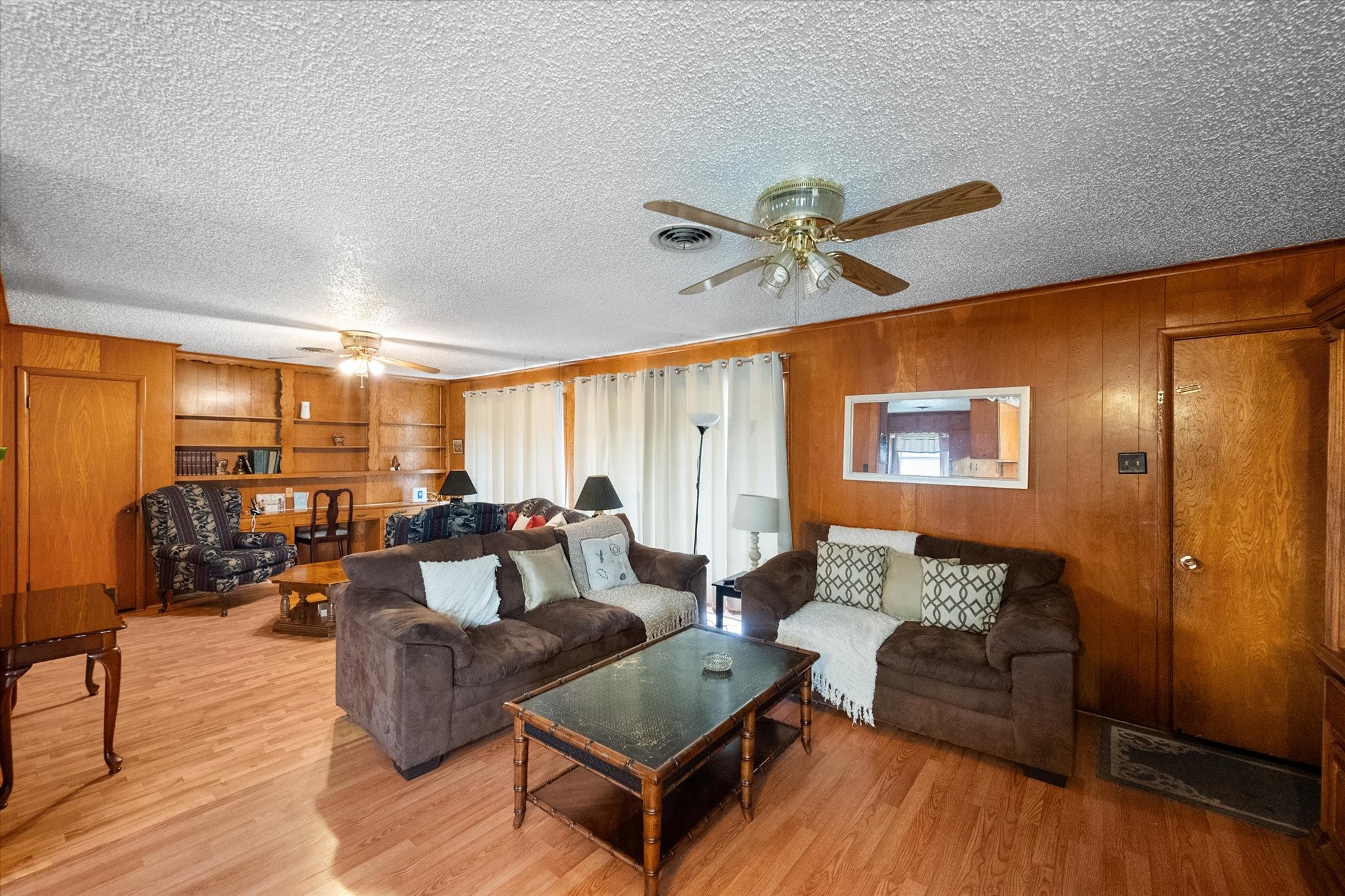 2266 Myrtlewood Drive Dallas TX 75232