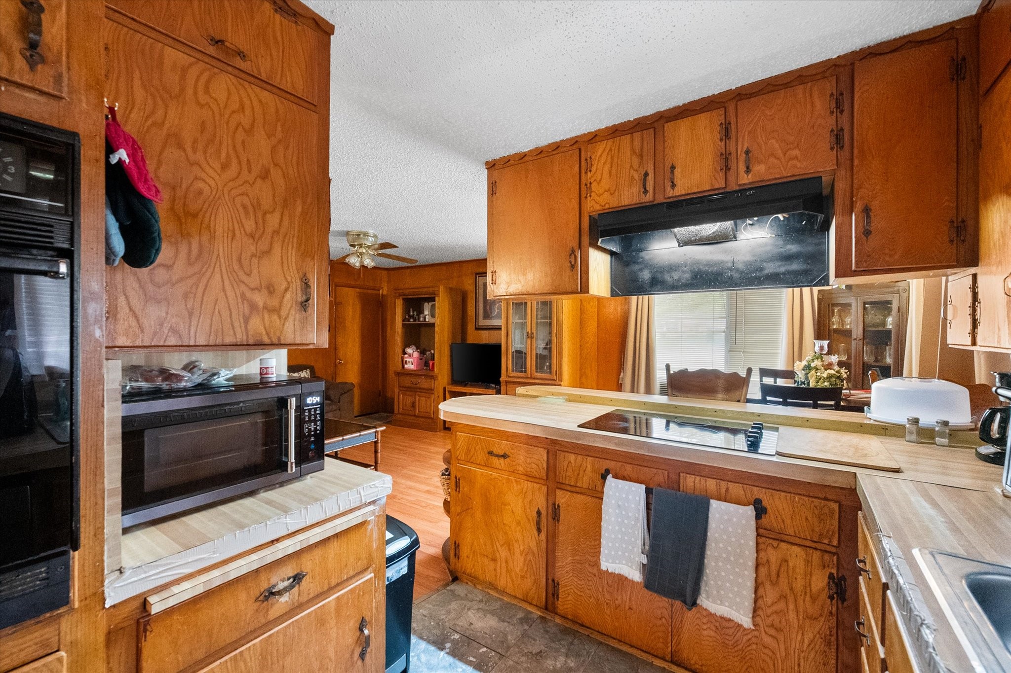 2266 Myrtlewood Drive Dallas TX 75232