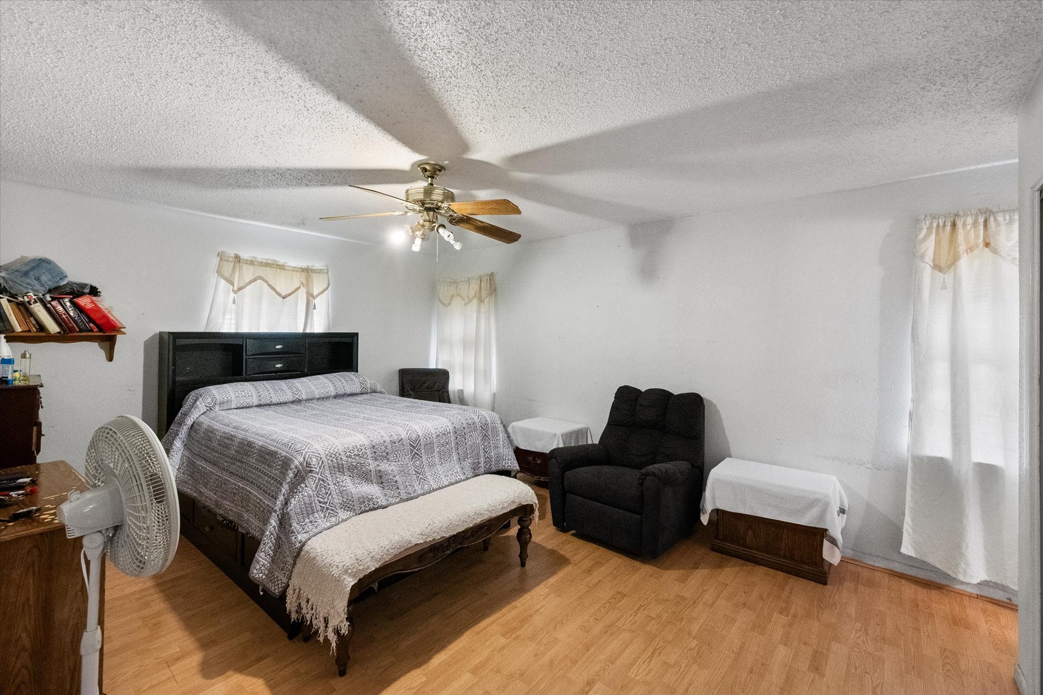 2266 Myrtlewood Drive Dallas TX 75232