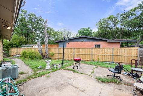 2266 Myrtlewood Drive Dallas TX 75232