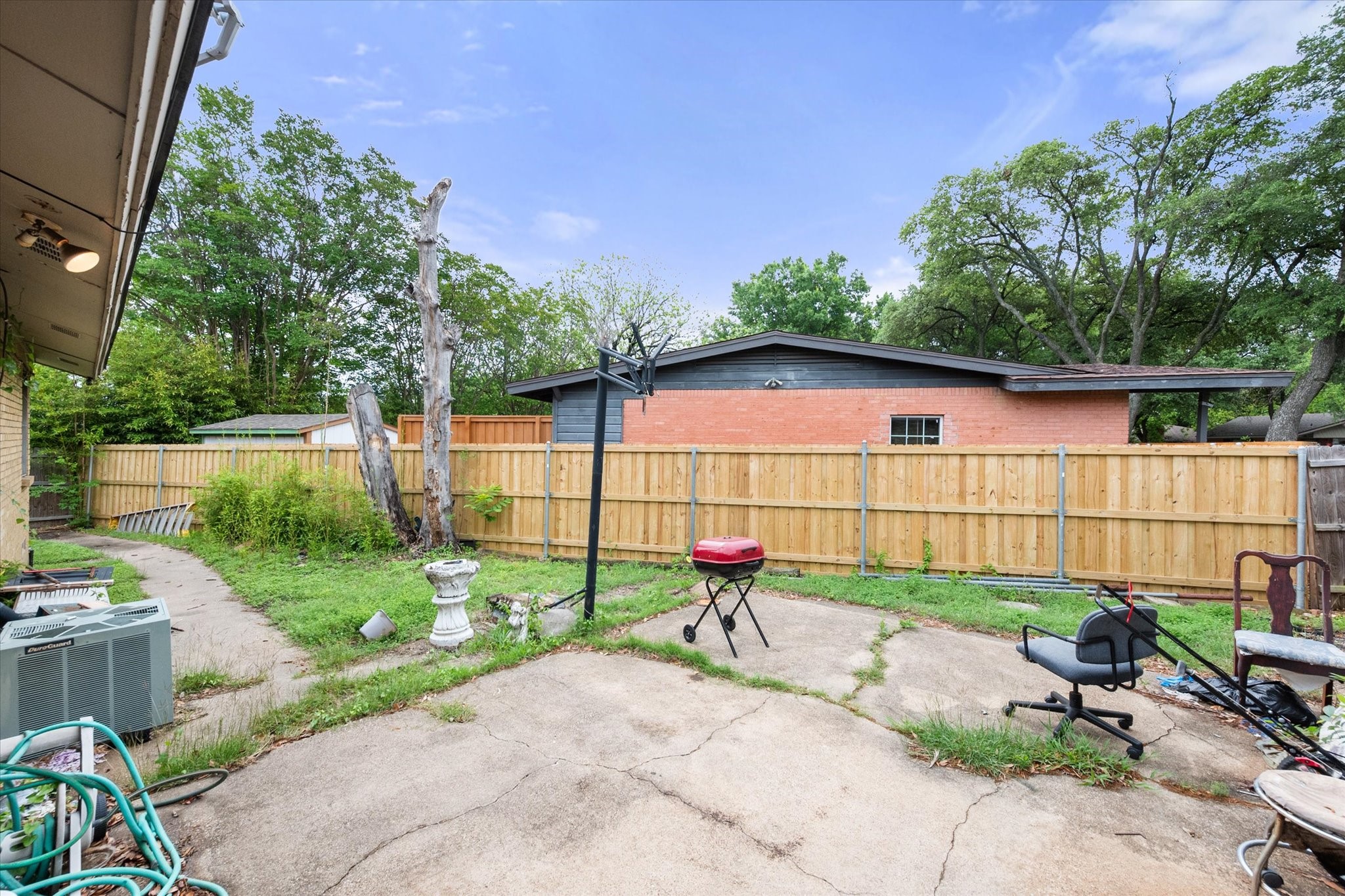2266 Myrtlewood Drive Dallas TX 75232