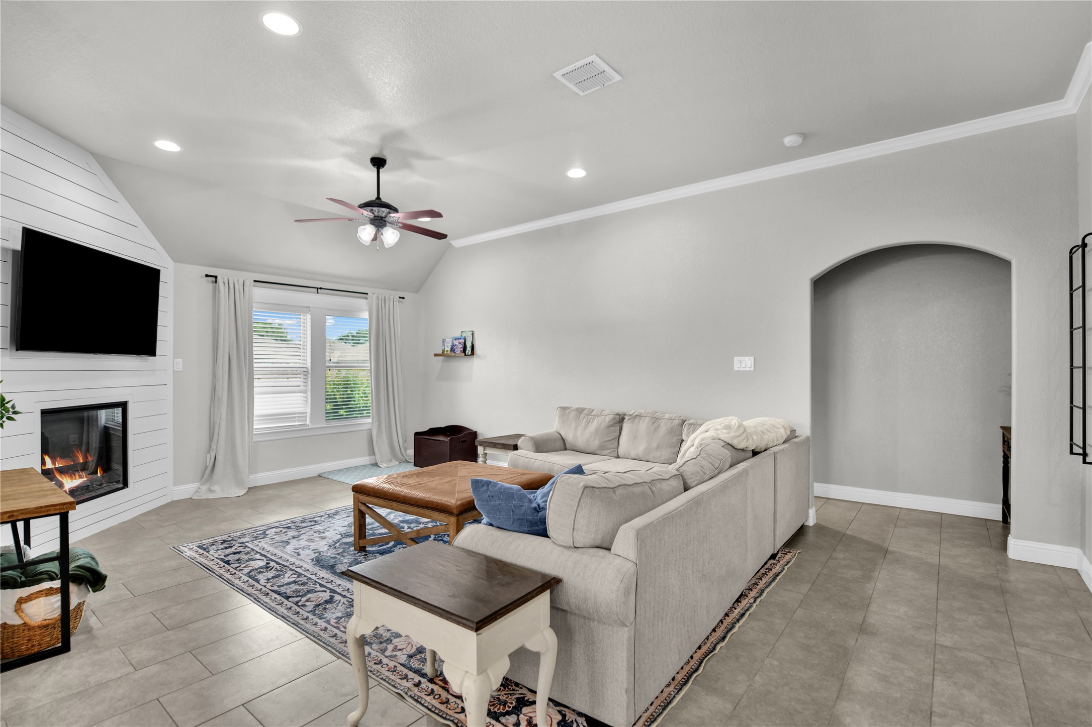 1904 Town Creek Circle Weatherford TX 76086