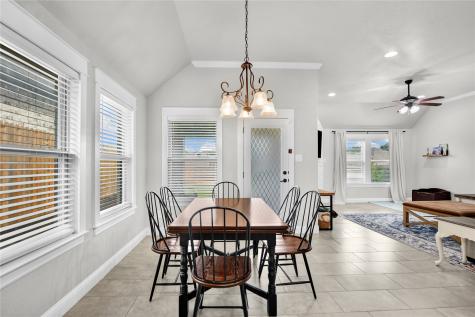 1904 Town Creek Circle Weatherford TX 76086