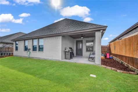 1904 Town Creek Circle Weatherford TX 76086