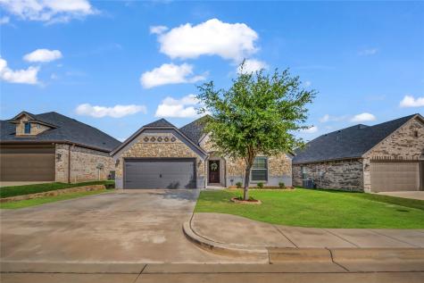 1904 Town Creek Circle Weatherford TX 76086