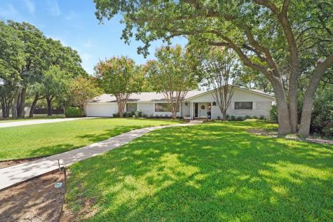 2807 Hilley Drive Mineral Wells TX 76067