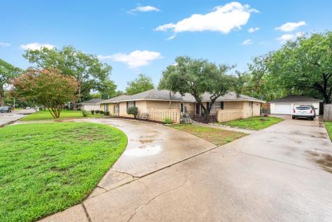 2318 Perryland Drive Arlington TX 76013