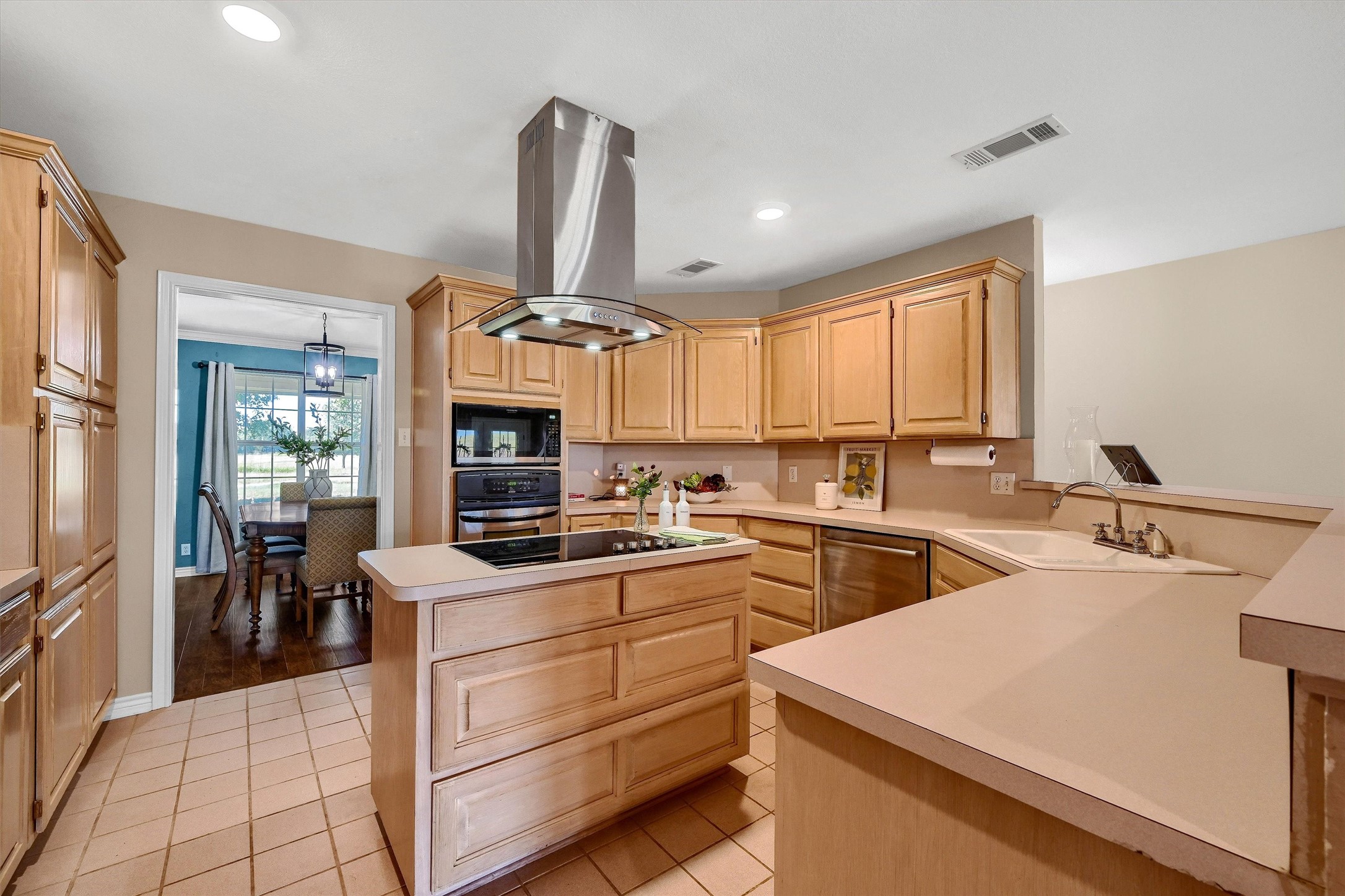 1327 Richerson Road Denison TX 75021