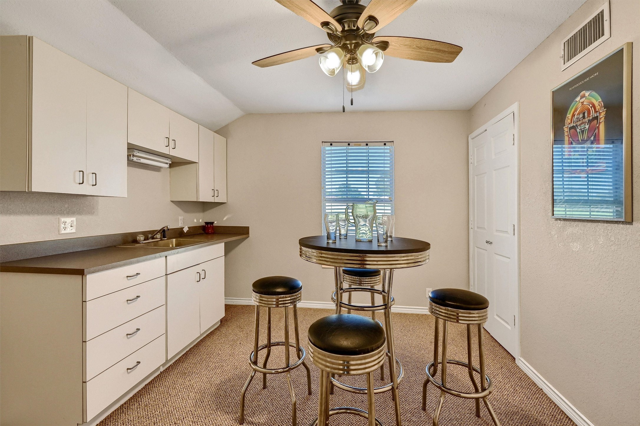 1327 Richerson Road Denison TX 75021