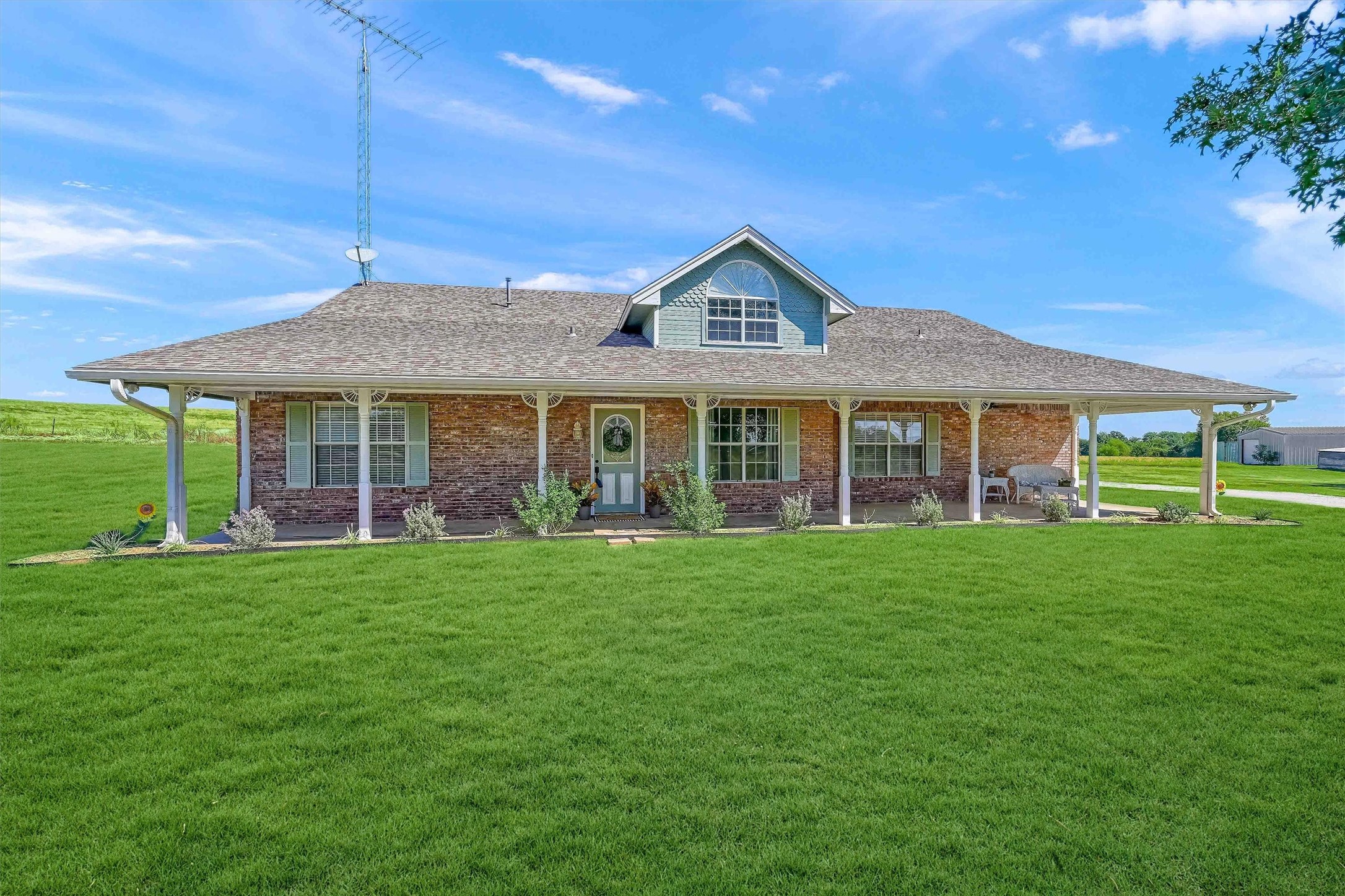 1327 Richerson Road Denison TX 75021