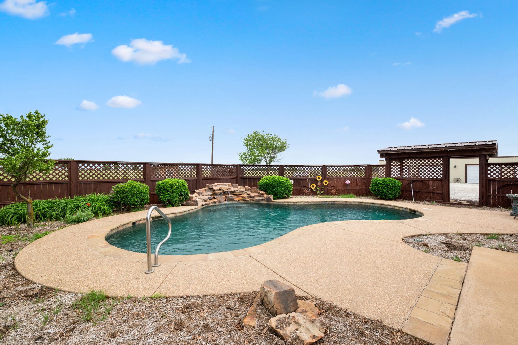 2752 S Branch Road Krum TX 76249