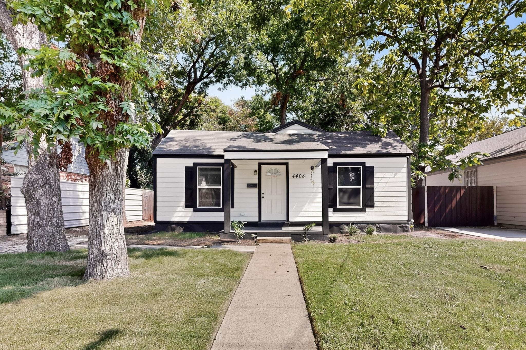 4408 Lawnview Avenue Dallas TX 75227