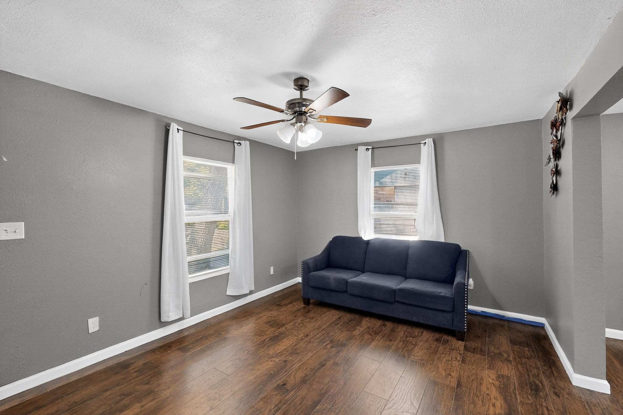 4408 Lawnview Avenue Dallas TX 75227