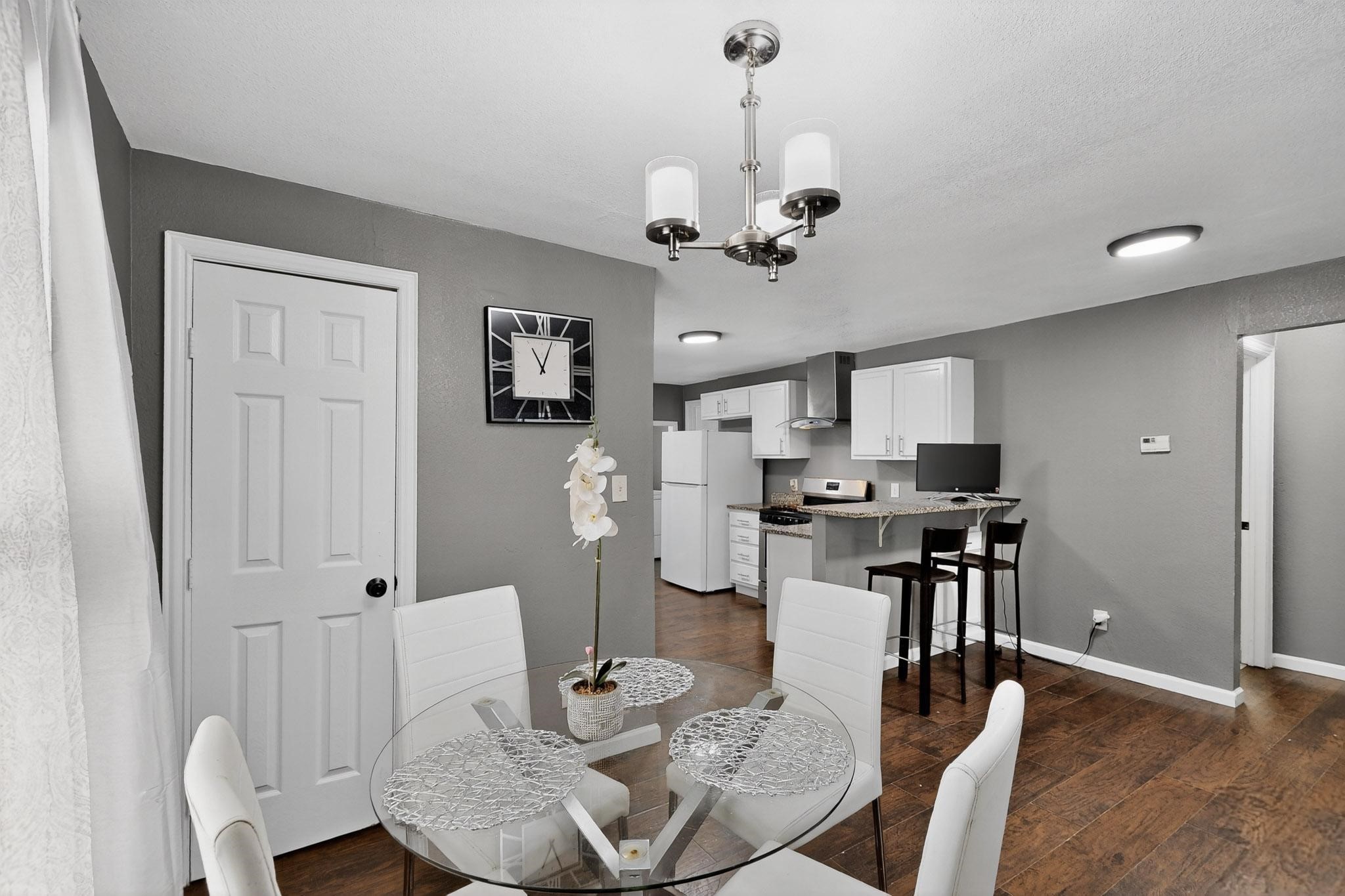 4408 Lawnview Avenue Dallas TX 75227