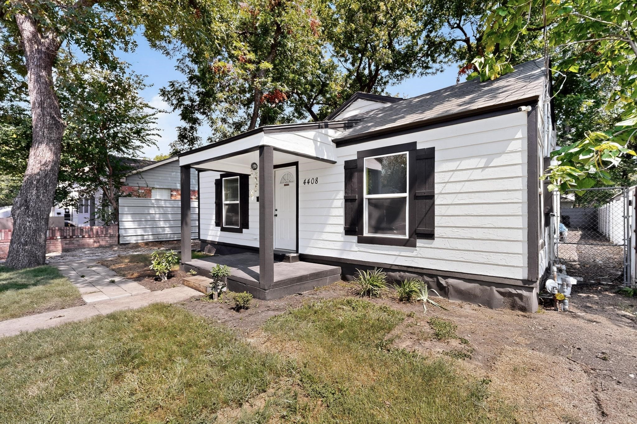 4408 Lawnview Avenue Dallas TX 75227