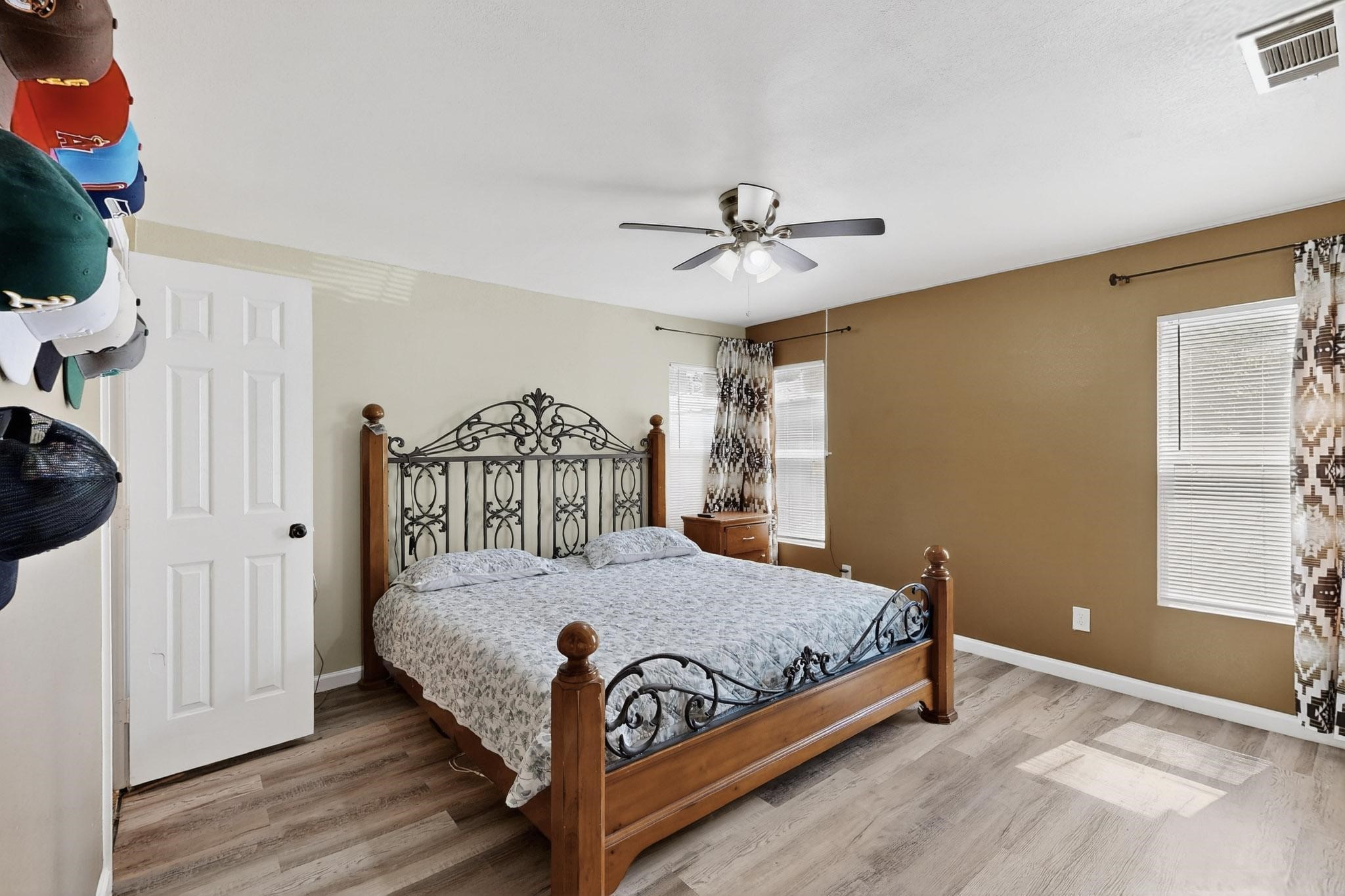4408 Lawnview Avenue Dallas TX 75227