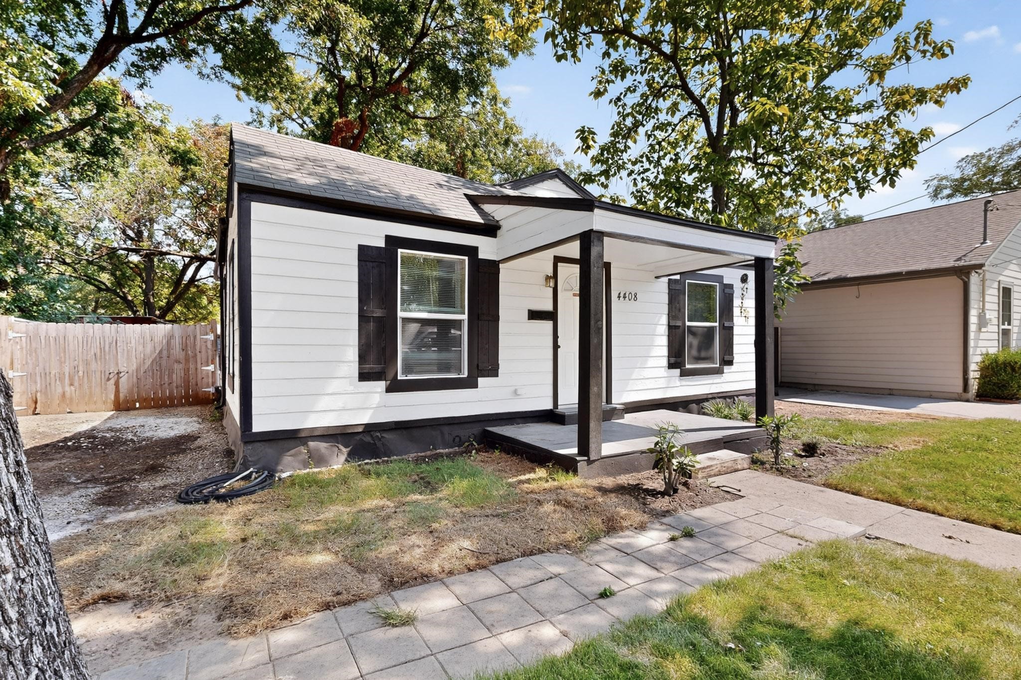 4408 Lawnview Avenue Dallas TX 75227