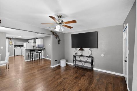 4408 Lawnview Avenue Dallas TX 75227