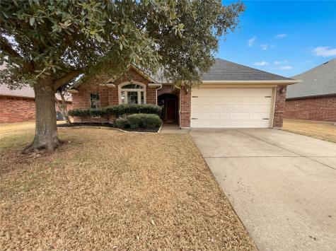 1817 Colorado Court Burleson TX 76028