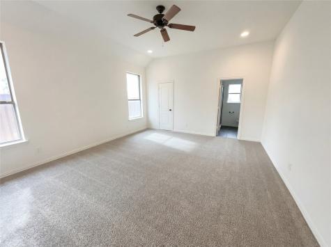 1817 Colorado Court Burleson TX 76028