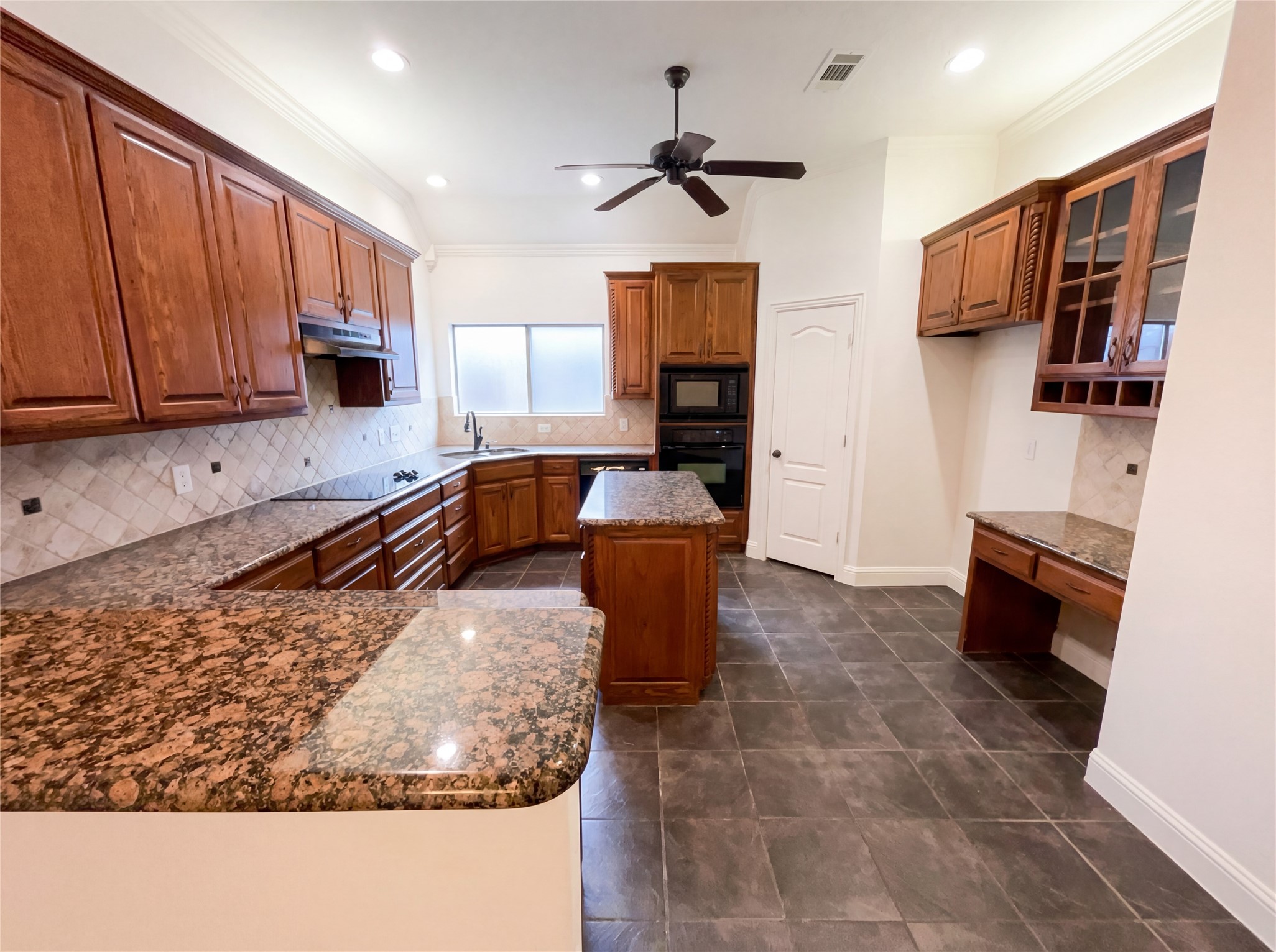 1817 Colorado Court Burleson TX 76028