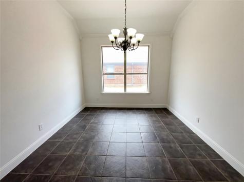 1817 Colorado Court Burleson TX 76028