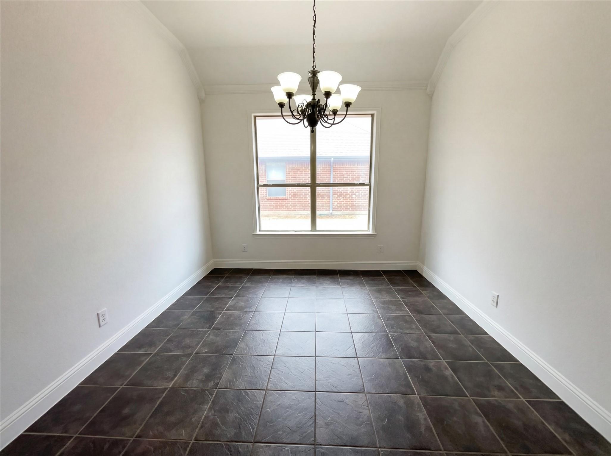 1817 Colorado Court Burleson TX 76028