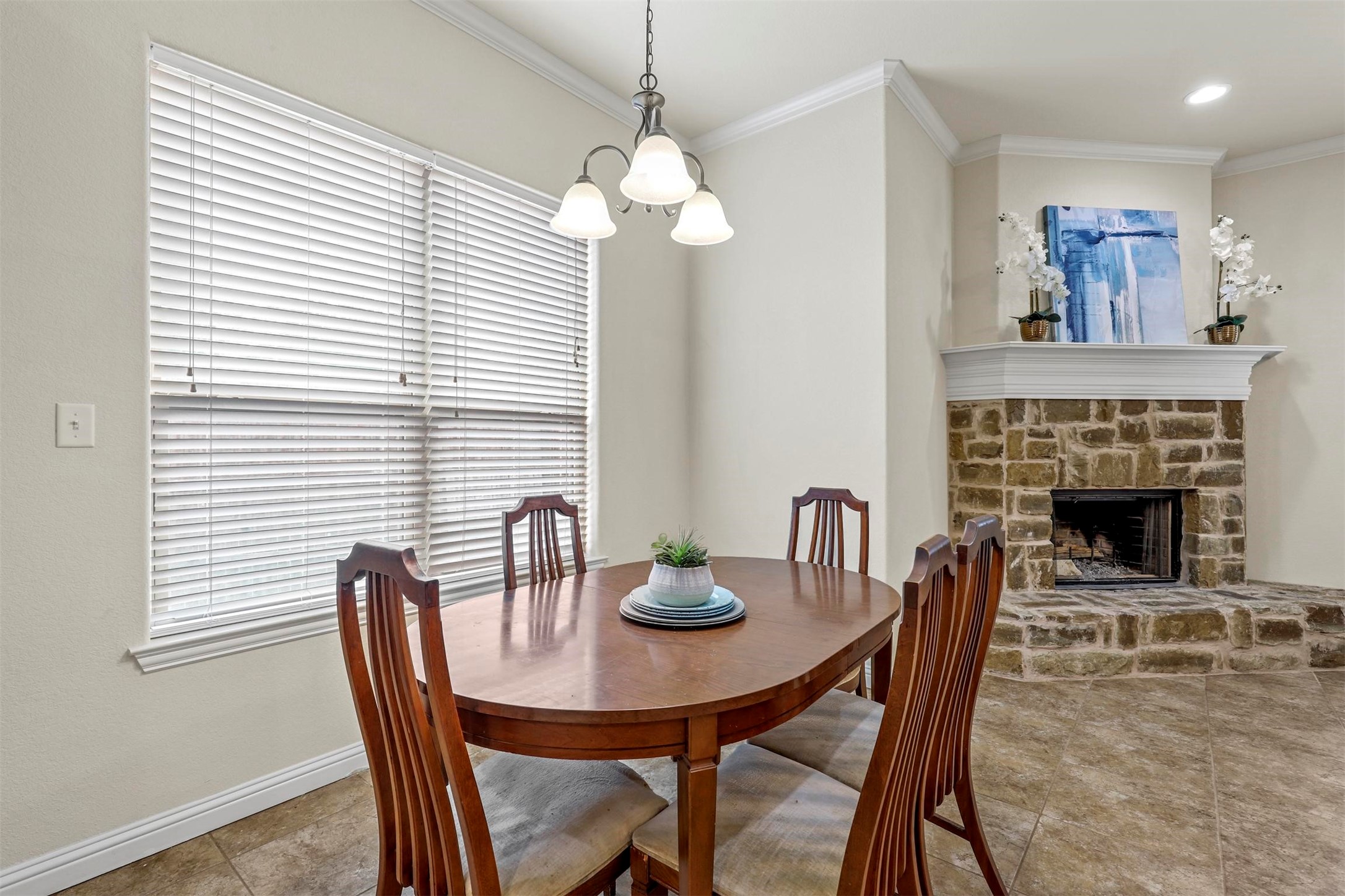 210 Donna Circle Granbury TX 76049