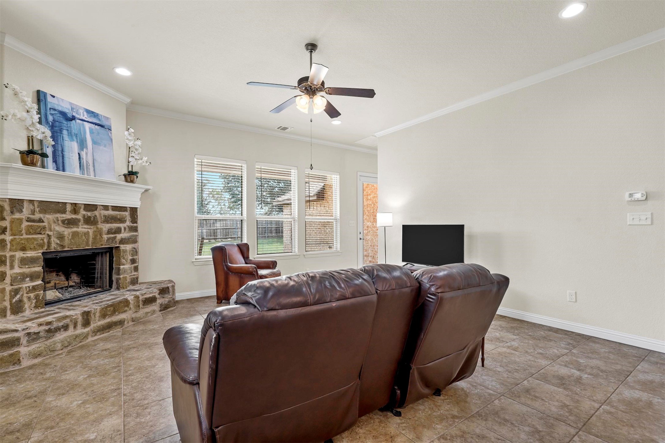 210 Donna Circle Granbury TX 76049