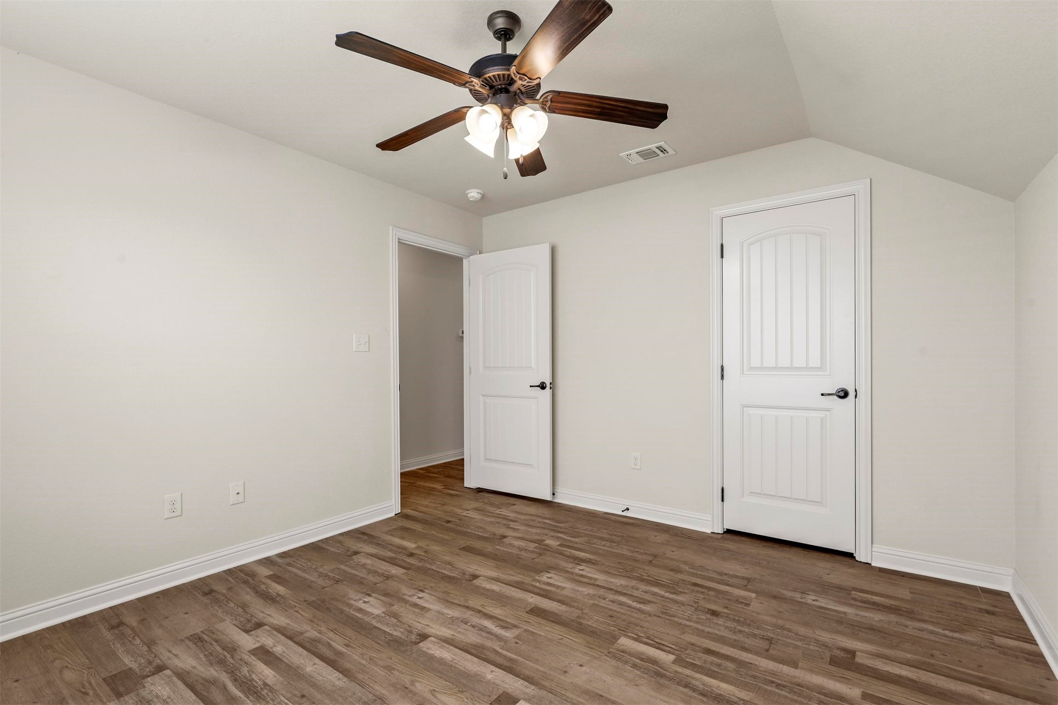 210 Donna Circle Granbury TX 76049