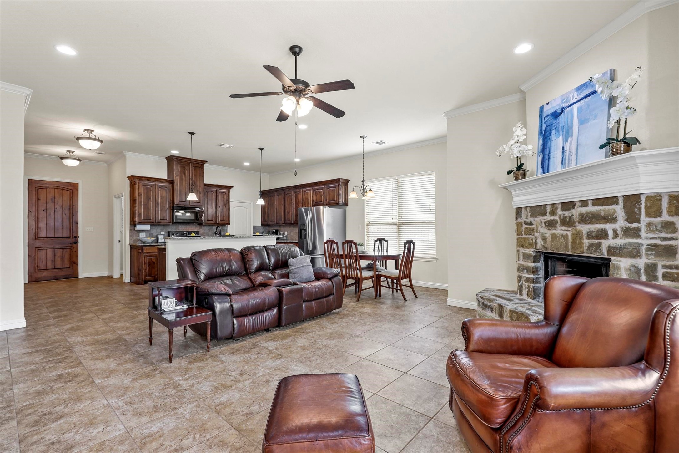 210 Donna Circle Granbury TX 76049