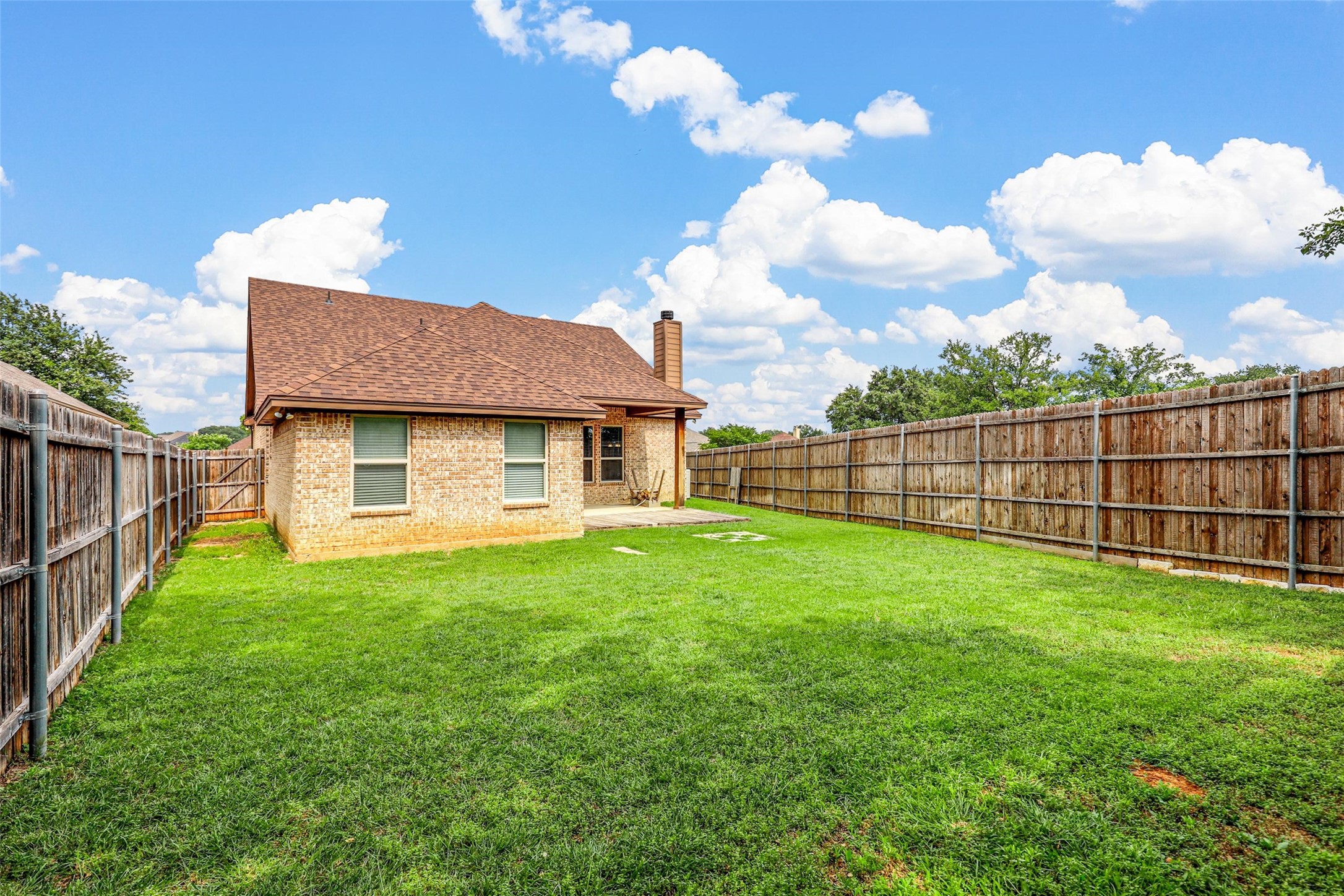 210 Donna Circle Granbury TX 76049
