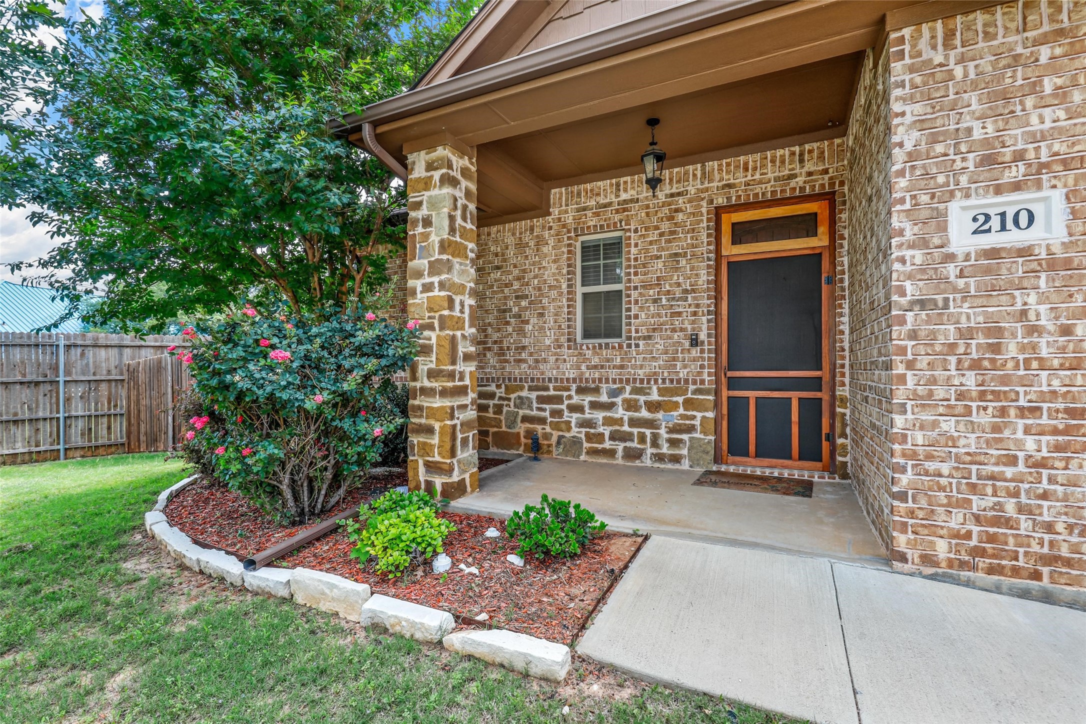 210 Donna Circle Granbury TX 76049