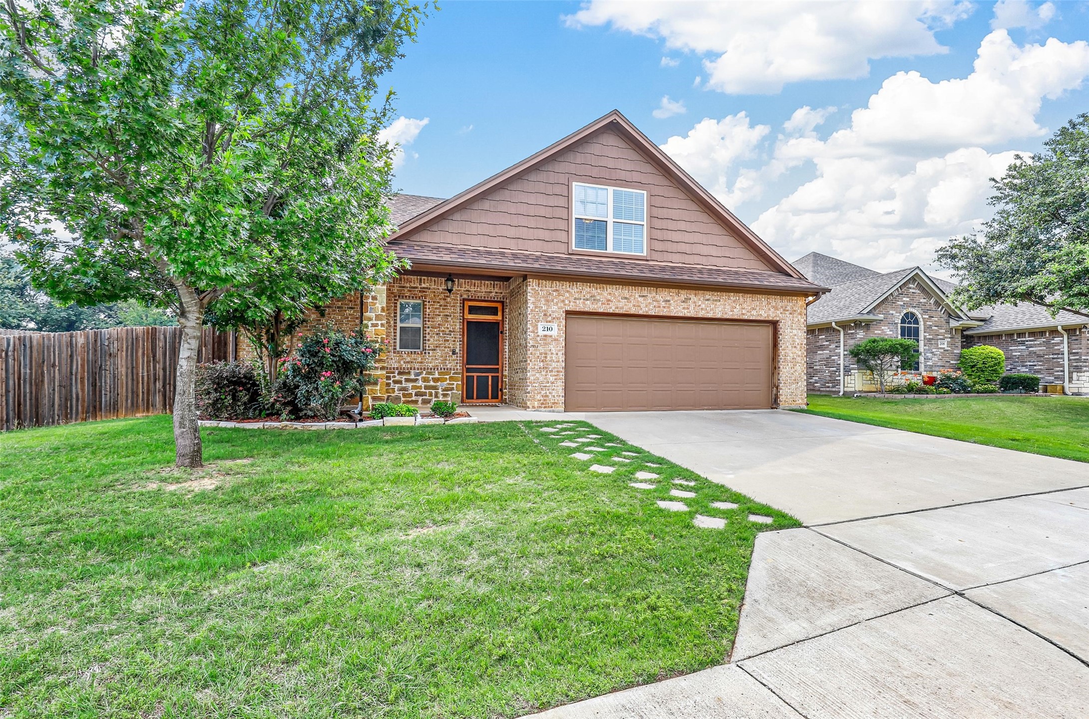 210 Donna Circle Granbury TX 76049