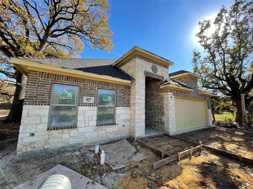907 Armstrong Road Seagoville TX 75159