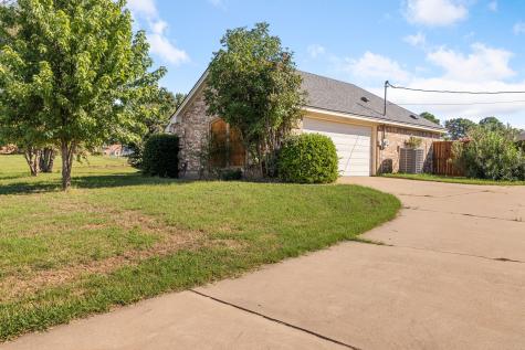 2609 Castle Road Burleson TX 76028