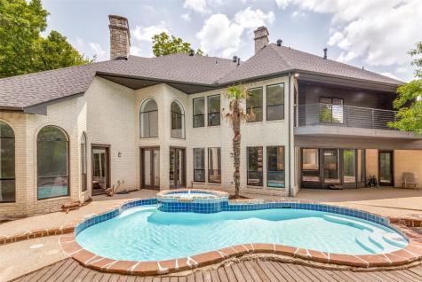 1517 Wyndmere Drive Desoto TX 75115