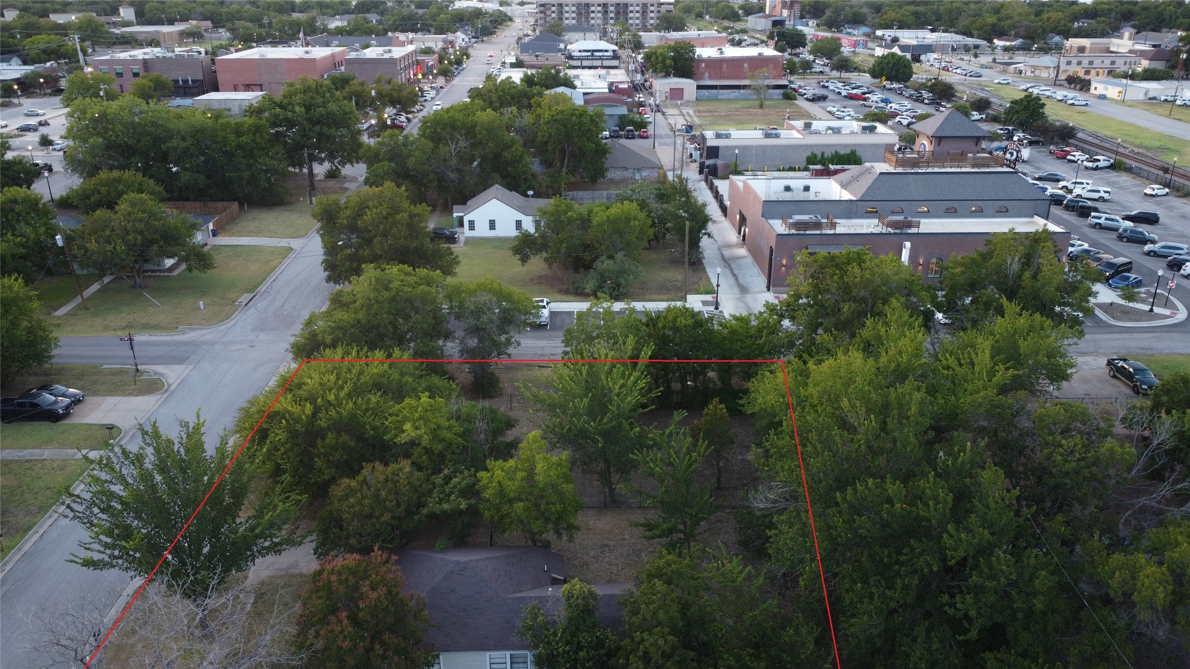 229 S Wilson Street Burleson TX 76028