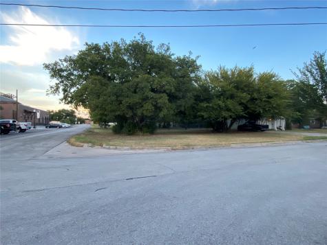 229 S Wilson Street Burleson TX 76028