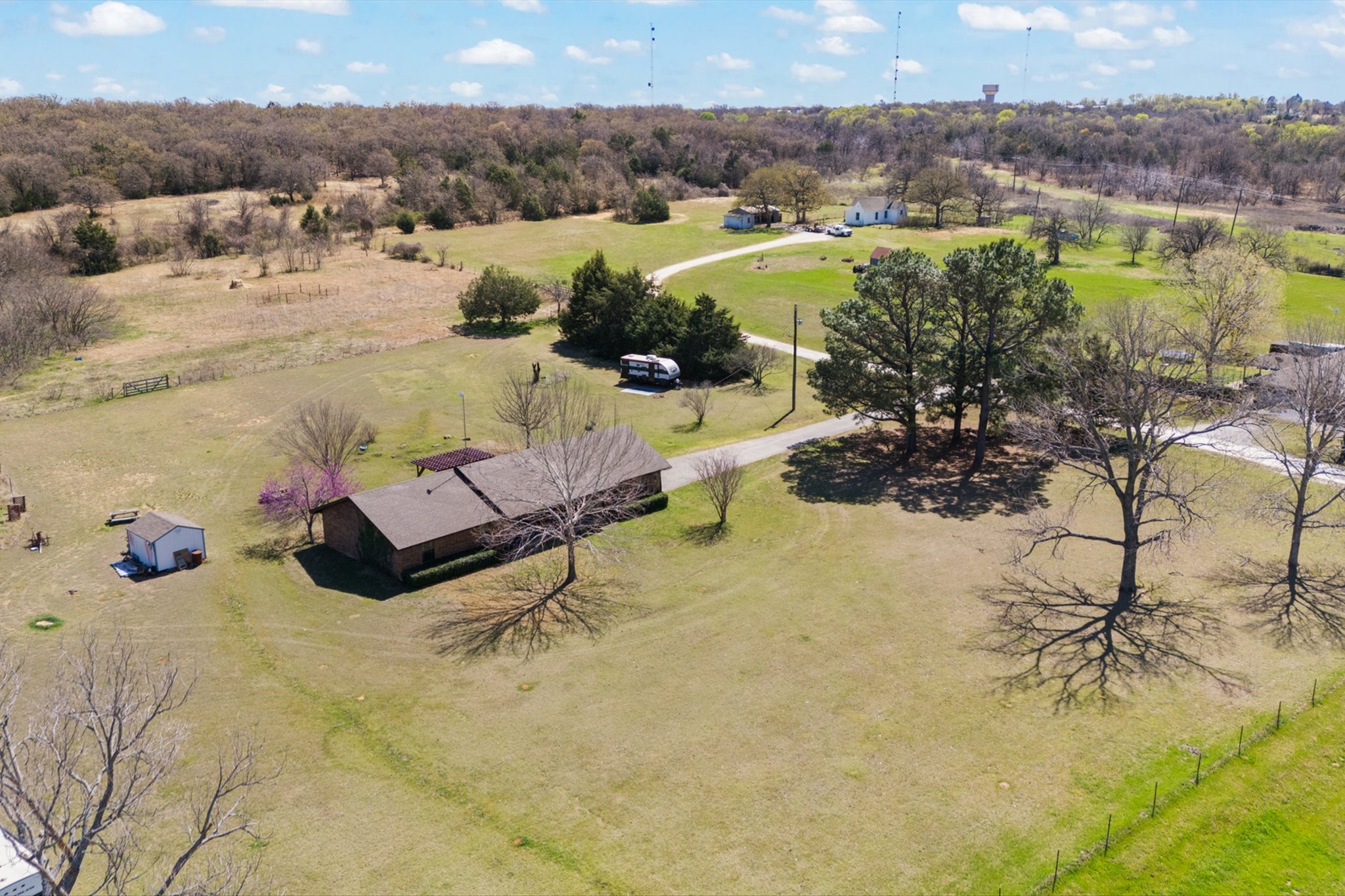 1133 County Road 426 Cleburne TX 76031