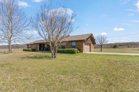 1133 County Road 426 Cleburne TX 76031