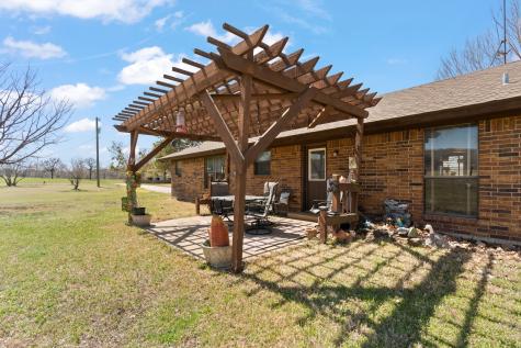 1133 County Road 426 Cleburne TX 76031