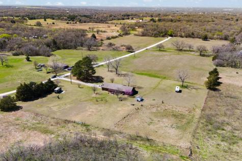 1133 County Road 426 Cleburne TX 76031
